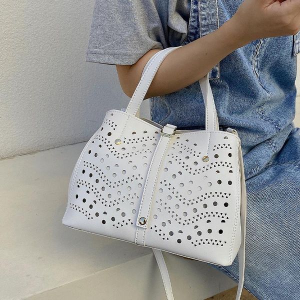 evening bags vintage fashion tote hollow out 2021 pu leather women designer handbag capacity shoulder messenger bag
evening bags vintage fashion tote hollow out 2021 pu leather women designer handbag capacity shoulder messenger bag