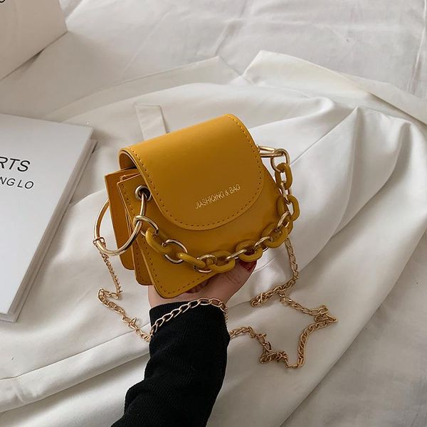 duffel bags retro solid color simple small bag personality 2021 fashion single shoulder chain western style messenger
duffel bags retro solid color simple small bag personality 2021 fashion single shoulder chain western style messenger