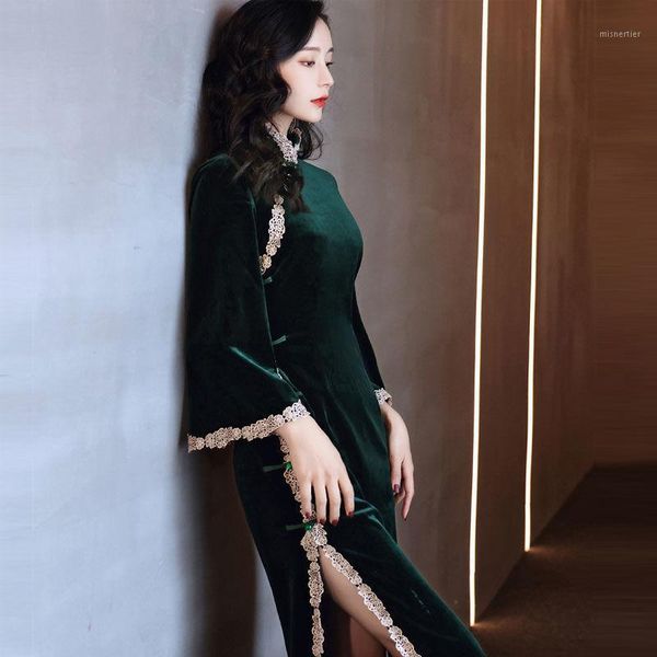 ethnic clothing improved long cheongsam autumn/winter 2021 young inverted big sleeve gold velvet retro dress., Red
ethnic clothing improved long cheongsam autumn/winter 2021 young inverted big sleeve gold velvet retro dress., Red