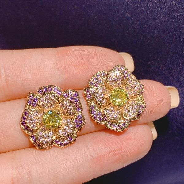 hibride big flower design brand fashion popular luxury aaa cubic zirconia engagement wedding party stud earrings e-704, Golden
hibride big flower design brand fashion popular luxury aaa cubic zirconia engagement wedding party stud earrings e-704, Golden