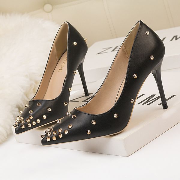 6289-20 (special offer) fashion skinny womens shoes high heel low-cut pointed rivets single high heels, Black
6289-20 (special offer) fashion skinny womens shoes high heel low-cut pointed rivets single high heels, Black