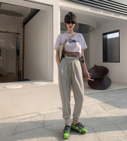 women's pants & capris 2021 autumn streetwear comfort nine points sweatpants women patchwork black grey high waist joggers casual, Black;white
women's pants & capris 2021 autumn streetwear comfort nine points sweatpants women patchwork black grey high waist joggers casual, Black;white