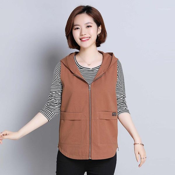 women's vests 2021 autumn women short coat sleeveless hooded zipper jacket casual waistcoat female slim elegant office lady r435, Black;white
women's vests 2021 autumn women short coat sleeveless hooded zipper jacket casual waistcoat female slim elegant office lady r435, Black;white