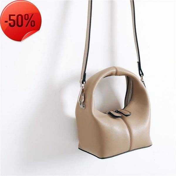 evening bags shoulder fashion female genuine leather small women messenger bag 2021 dumplings crossbody for womens bolsas feminina
evening bags shoulder fashion female genuine leather small women messenger bag 2021 dumplings crossbody for womens bolsas feminina