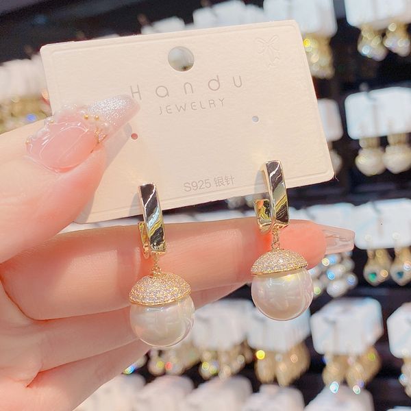 dangle earrings east gate fashion micro inlaid zircon pearl women's s 925 silver needle light luxury high sense personalized
dangle earrings east gate fashion micro inlaid zircon pearl women's s 925 silver needle light luxury high sense personalized