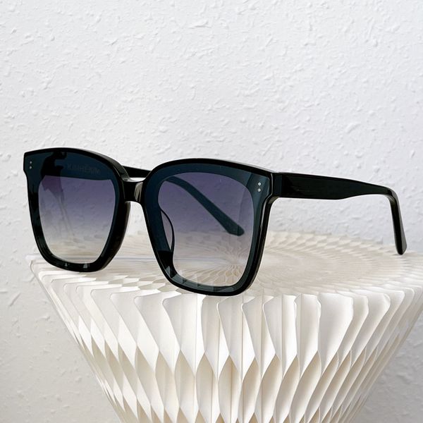fashion design sunglasses men women multicolor full frame round sunglasses, White;black
fashion design sunglasses men women multicolor full frame round sunglasses, White;black