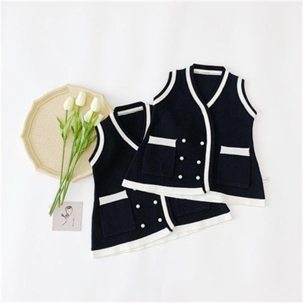pullover children's clothing 2021 girls knitted vest fashion sweater mid-length spring and autumn black white mixed skirt, Blue
pullover children's clothing 2021 girls knitted vest fashion sweater mid-length spring and autumn black white mixed skirt, Blue