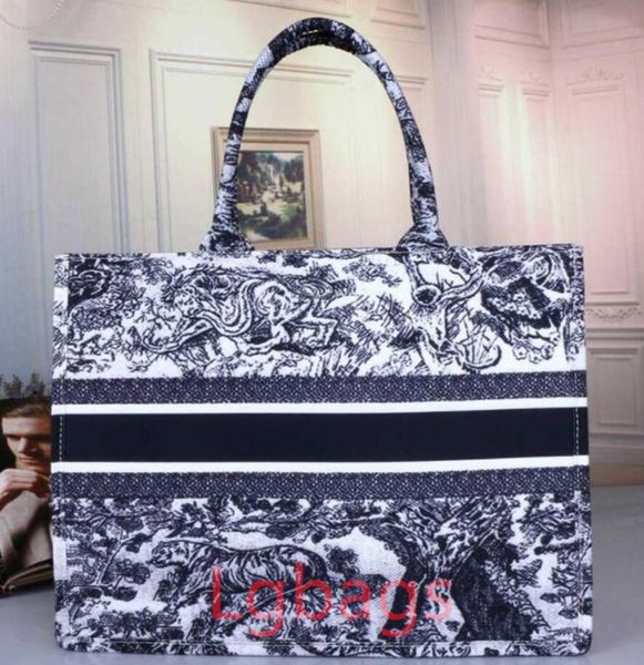 2021 fashion handbag bag luxurys designer print embroidery multicolor single shoulder large capacity bucket bags
2021 fashion handbag bag luxurys designer print embroidery multicolor single shoulder large capacity bucket bags