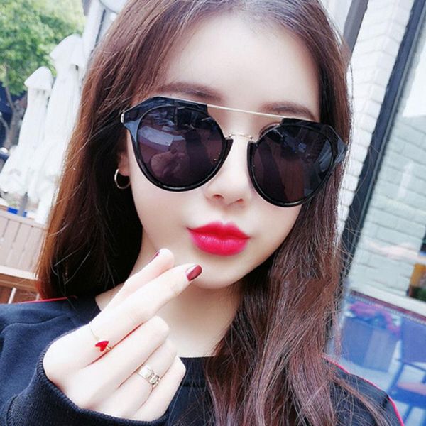 sunglasses 2021 circle women vintage retro sun glasses female irregular goggle brand designer hombre feminino, White;black
sunglasses 2021 circle women vintage retro sun glasses female irregular goggle brand designer hombre feminino, White;black