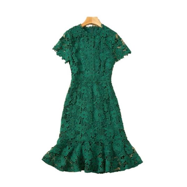 1121 xxxl 2022 runway dress spring summer brand same style empire lace crew neck short sleeve flora print womens dress fashion sh, Black
1121 xxxl 2022 runway dress spring summer brand same style empire lace crew neck short sleeve flora print womens dress fashion sh, Black