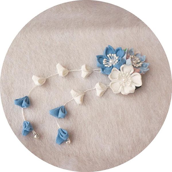party masks japanese kimono handmade headwear hanfu ancient style blue white color cherry blossoms tassel side clip taking pictures props
party masks japanese kimono handmade headwear hanfu ancient style blue white color cherry blossoms tassel side clip taking pictures props