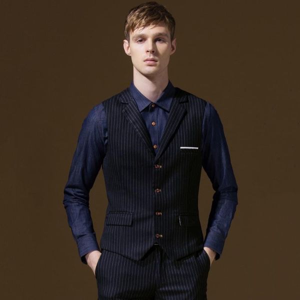 men's vests dandy homme 2021 men autumn fashion super slim business man formal wedding groom suits deep blue stripe vest, Black;white
men's vests dandy homme 2021 men autumn fashion super slim business man formal wedding groom suits deep blue stripe vest, Black;white