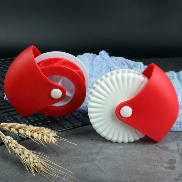 baking & pastry tools pizza cutting wheel rolling cutter diy dough lattice decoration
baking & pastry tools pizza cutting wheel rolling cutter diy dough lattice decoration