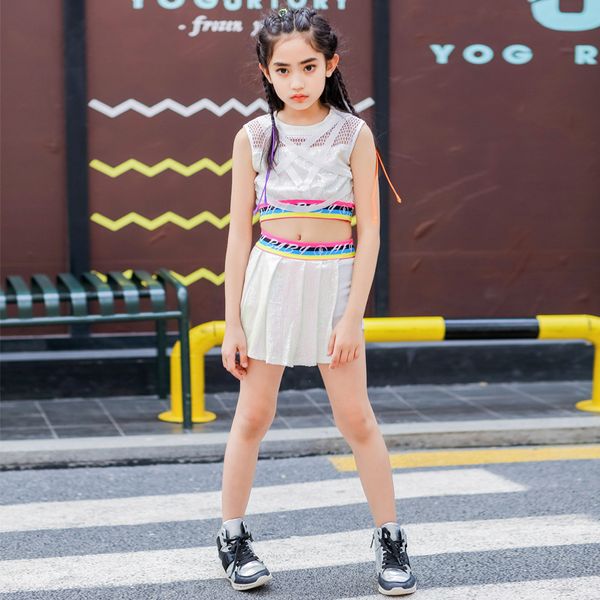 2021 new children summer wear performance show suit child dance paillette clothing hip-hop street jazz dancewear 4colors, Black;red
2021 new children summer wear performance show suit child dance paillette clothing hip-hop street jazz dancewear 4colors, Black;red