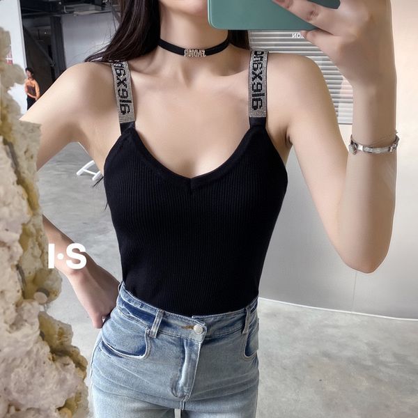 aw family 2021 summer shoulder belt letter drilling heavy work slim suspender vest top, White
aw family 2021 summer shoulder belt letter drilling heavy work slim suspender vest top, White