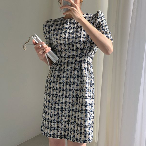 2021 new vintage tweed slim waist women short mini summer elegant female a-line woolen office work wear vestidos femme robe 1a1z, Black;gray
2021 new vintage tweed slim waist women short mini summer elegant female a-line woolen office work wear vestidos femme robe 1a1z, Black;gray