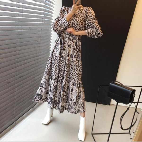 spring women's dress a-line loose casual vacation wear bandage waist v-neck printed split dress, Black;gray
spring women's dress a-line loose casual vacation wear bandage waist v-neck printed split dress, Black;gray