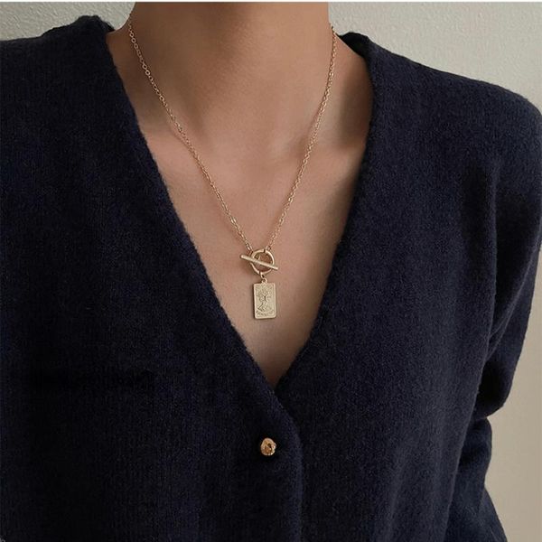 chains luxury queen portrait pendant necklace for women summer ot link lock clavicle chain choker bohemian jewelry gift, Silver
chains luxury queen portrait pendant necklace for women summer ot link lock clavicle chain choker bohemian jewelry gift, Silver