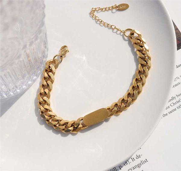 charm bracelets trendy punk style thick chain women bracelet stainless steel gold silver color fashion jewelry wholesale, Golden;silver
charm bracelets trendy punk style thick chain women bracelet stainless steel gold silver color fashion jewelry wholesale, Golden;silver
