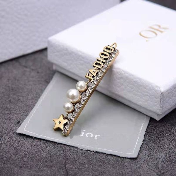 designer jewelry letter pearl hairpin side same bangs girl duckbill clip p54e, Golden;silver
designer jewelry letter pearl hairpin side same bangs girl duckbill clip p54e, Golden;silver