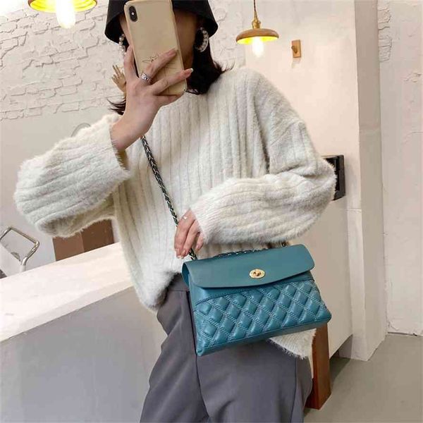 women's 2021 spring new texture messenger korean trend single shoulder fashion chain bag
women's 2021 spring new texture messenger korean trend single shoulder fashion chain bag