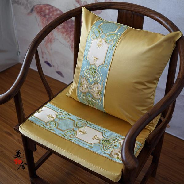 hipping pillow case golden european blue embroidery wedding room chair bedding l decorative cushion cover pillowslip
hipping pillow case golden european blue embroidery wedding room chair bedding l decorative cushion cover pillowslip