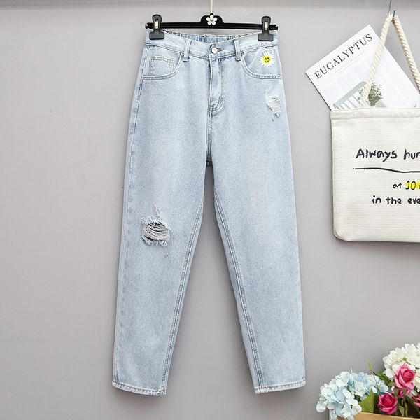 2021 new 100kg large size denim pant for women flower embroidery ripped hole office lady casual straight ankle length trouser k0k1, Blue
2021 new 100kg large size denim pant for women flower embroidery ripped hole office lady casual straight ankle length trouser k0k1, Blue