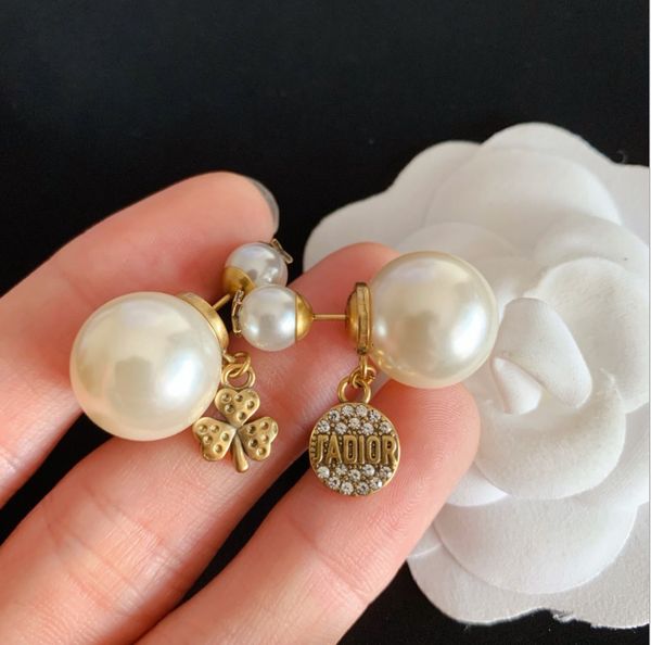 d home 925 sier needle size pearl lucky grass white fritillaria cd letter love circle earrings elegant fashion temperament, Golden
d home 925 sier needle size pearl lucky grass white fritillaria cd letter love circle earrings elegant fashion temperament, Golden