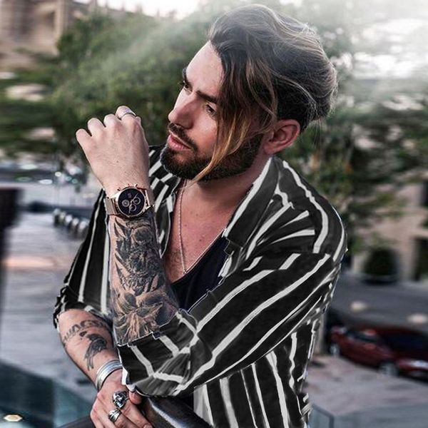 2021 t autumn black striped mens long sleeve casual harajuku shirts man thin section slim fit shirt homme poleras hombre 0a38, White;black
2021 t autumn black striped mens long sleeve casual harajuku shirts man thin section slim fit shirt homme poleras hombre 0a38, White;black