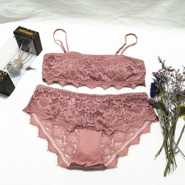 fashion design new full lace thin set with detachable double shoulder belt and no steel ring bra underwear, Red;black
fashion design new full lace thin set with detachable double shoulder belt and no steel ring bra underwear, Red;black