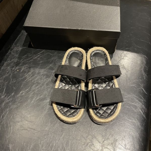 2021 fashion sandals genuine leather women slippers summer luxury flat slides ladies beach sandal party wedding oran slipper with box 0214, Black
2021 fashion sandals genuine leather women slippers summer luxury flat slides ladies beach sandal party wedding oran slipper with box 0214, Black