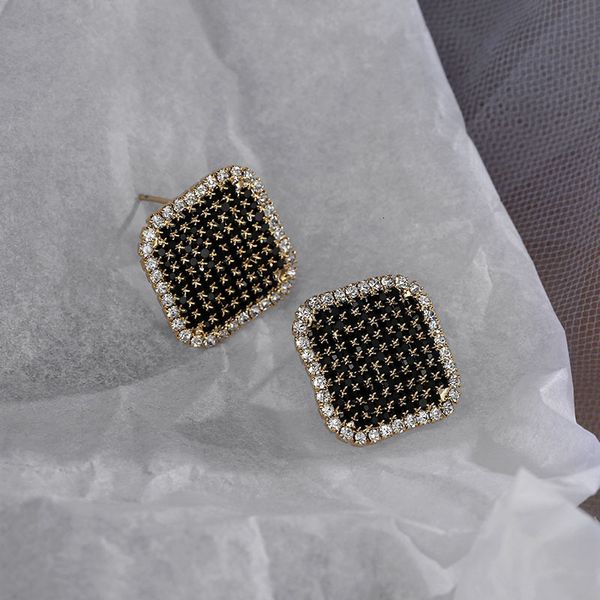 square zircon stud s925 silver needle simple niche temperament cool style earrings earrings, Golden
square zircon stud s925 silver needle simple niche temperament cool style earrings earrings, Golden