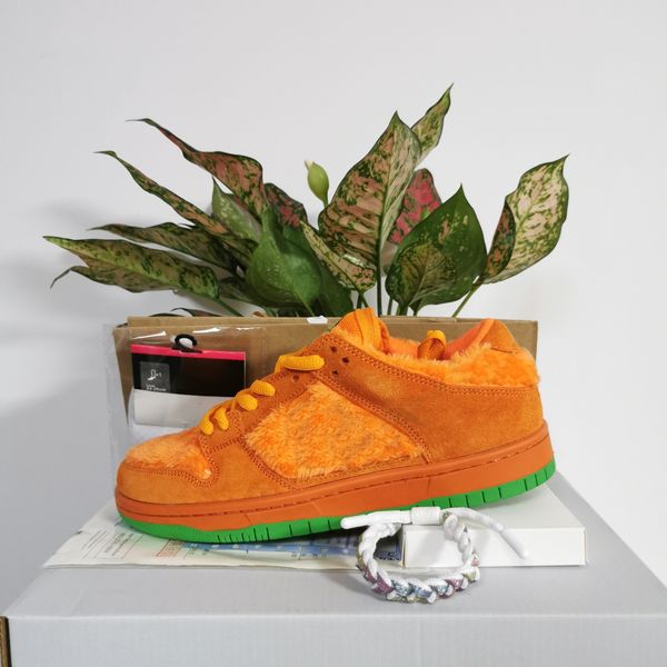 sb low running shoes chunk dunky jerry's strangelove skateboards night of mischief red sport trainer sneakers shoe size us5-us13 with h
sb low running shoes chunk dunky jerry's strangelove skateboards night of mischief red sport trainer sneakers shoe size us5-us13 with h