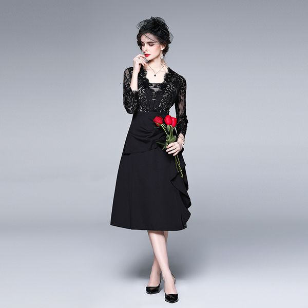 light luxury celebrity dress women's 2021 autumn mature temperament lace splicing slim medium length skirt, Black;gray
light luxury celebrity dress women's 2021 autumn mature temperament lace splicing slim medium length skirt, Black;gray