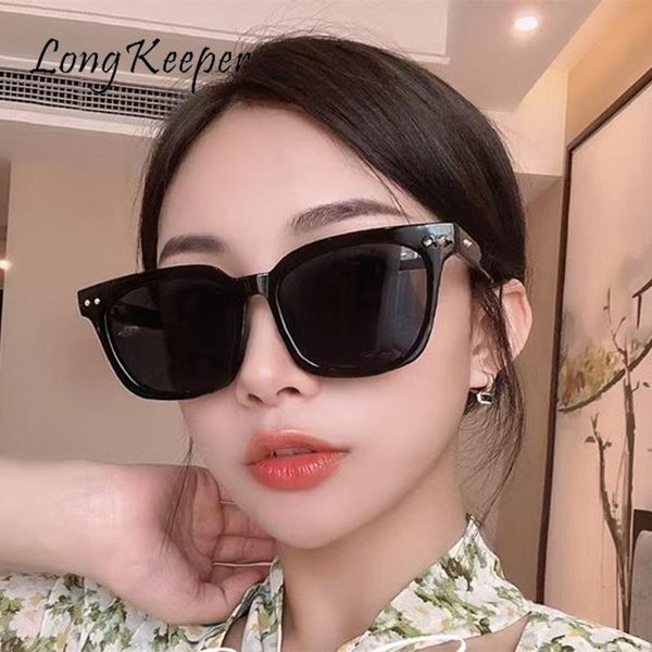 sunglasses 2021 square women designer black rivet vintage sun glasses rectangle lunette de soleil femme, White;black
sunglasses 2021 square women designer black rivet vintage sun glasses rectangle lunette de soleil femme, White;black