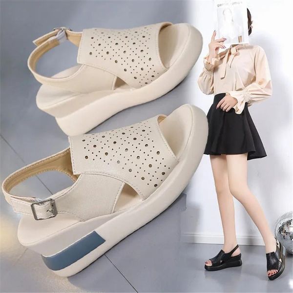 sandals 2021 summer thick sole women's fashion hollow fish mouth ladies high heel soft bottom height increasing muffin shoes, Black
sandals 2021 summer thick sole women's fashion hollow fish mouth ladies high heel soft bottom height increasing muffin shoes, Black