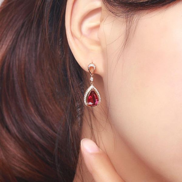 stud european and american 18k rose gold plated pigeon blood red drop pear-shaped earrings, Golden;silver
stud european and american 18k rose gold plated pigeon blood red drop pear-shaped earrings, Golden;silver