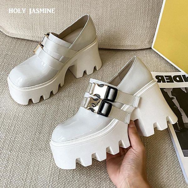 brand genuine leather women ankle boots hasp black high heels platform 2021 spring autumn dress party shoes woman riding boots
brand genuine leather women ankle boots hasp black high heels platform 2021 spring autumn dress party shoes woman riding boots