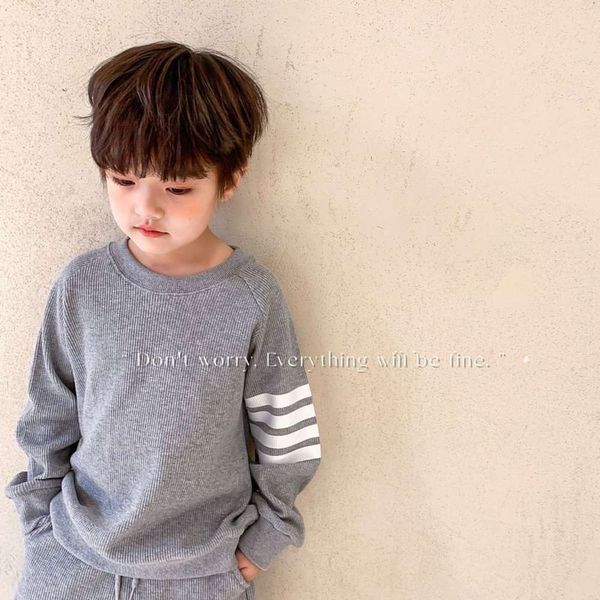 boys' sweater spring and autumn 2021 children's leisure sports two piece set new baby clothes fashion, White
boys' sweater spring and autumn 2021 children's leisure sports two piece set new baby clothes fashion, White