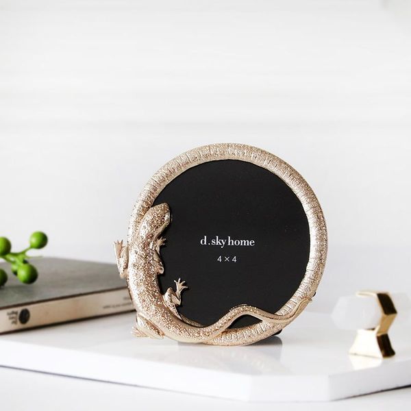 frames and mouldings modern metal gecko fashion golden po frame luxury creative personality round picture decoration table
frames and mouldings modern metal gecko fashion golden po frame luxury creative personality round picture decoration table