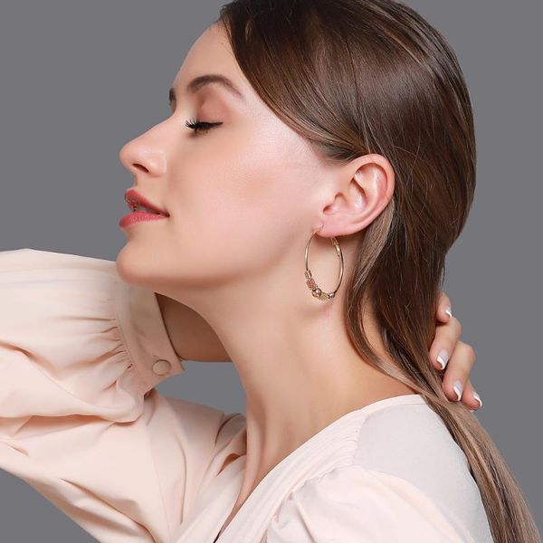 jumplim korean design sense twisted beaded earrings women's creative simple geometric hollow circle earrings wholesale, Golden;silver 
jumplim korean design sense twisted beaded earrings women's creative simple geometric hollow circle earrings wholesale, Golden;silver