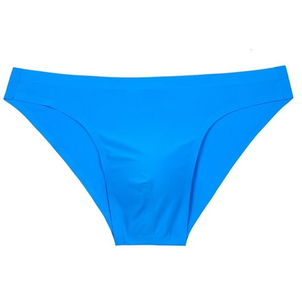 panties pure color one piece of ice silk seamles moderate men's short underwear, Black;white
panties pure color one piece of ice silk seamles moderate men's short underwear, Black;white