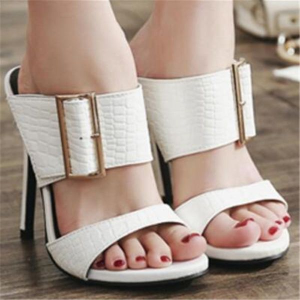 2021 fashion gladiator summer pu women sandals thin high heels sandals slip-on opinted toe black dress size 35-40
2021 fashion gladiator summer pu women sandals thin high heels sandals slip-on opinted toe black dress size 35-40