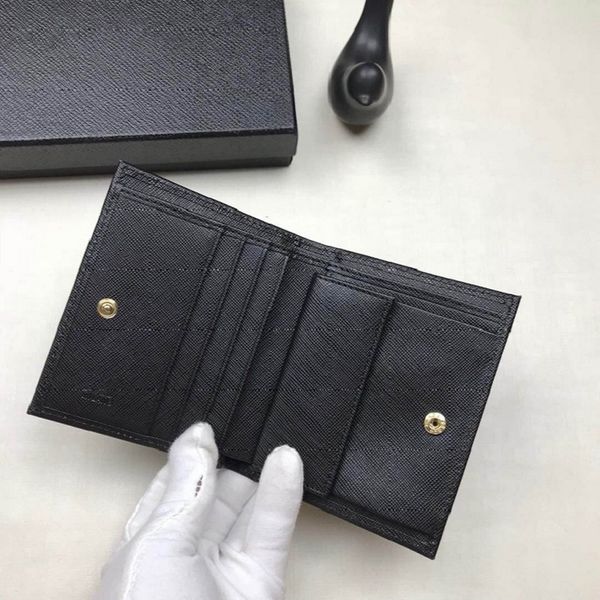 classic temperament card holder womens wallet coin purse emilie wallets fold passport holder key pouch shopping with box, Brown;gray
classic temperament card holder womens wallet coin purse emilie wallets fold passport holder key pouch shopping with box, Brown;gray