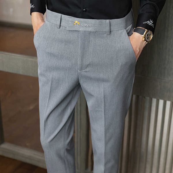 chrysanthemum embroidery men business dress pants casual slim fit suit pants wedding office social trousers pantalon homme 28-36 210527, White;black
chrysanthemum embroidery men business dress pants casual slim fit suit pants wedding office social trousers pantalon homme 28-36 210527, White;black