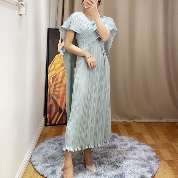 2021 will see new women miyak style plissado fashion design fungus large female szie d67967 uil7, Black;gray
2021 will see new women miyak style plissado fashion design fungus large female szie d67967 uil7, Black;gray