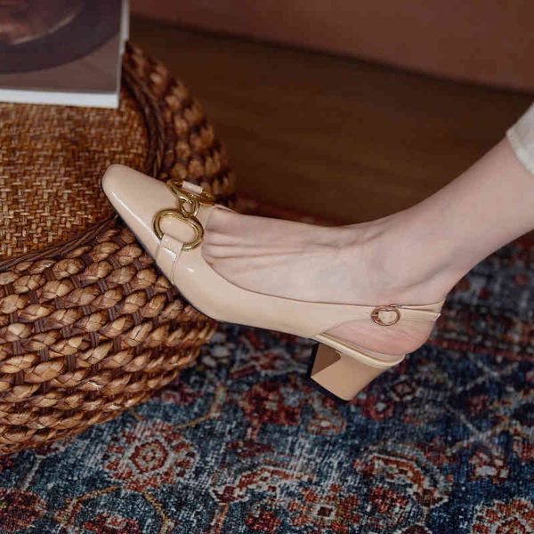 giant retaining push soft self metal button back hollow thick heel baotou sandals middle heel leather fairy shoes yw, Black
giant retaining push soft self metal button back hollow thick heel baotou sandals middle heel leather fairy shoes yw, Black
