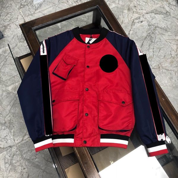 monclair luxury french men's jacket maya france brand designer jackets contrasting color letter emblem coat, Black;brown
monclair luxury french men's jacket maya france brand designer jackets contrasting color letter emblem coat, Black;brown