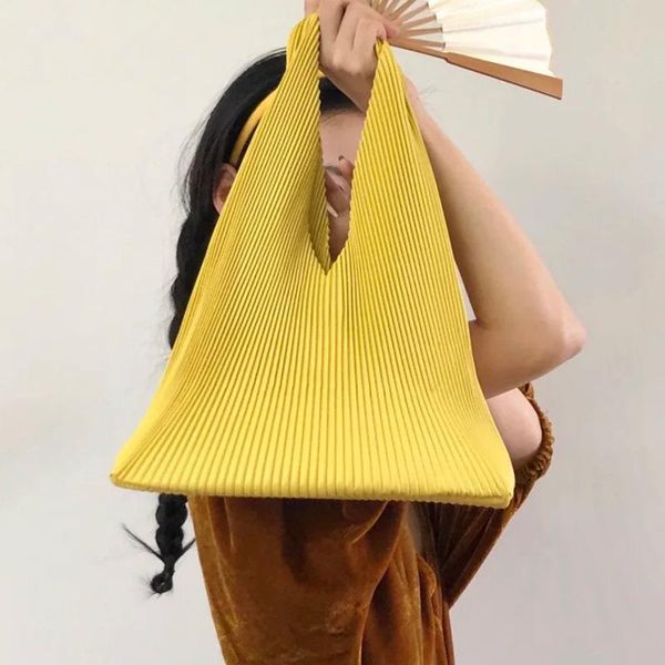 evening bags designer pleated bucket bag women shoulder fashion ruched chains crossbody for 2021 brands canvas handbag tote
evening bags designer pleated bucket bag women shoulder fashion ruched chains crossbody for 2021 brands canvas handbag tote