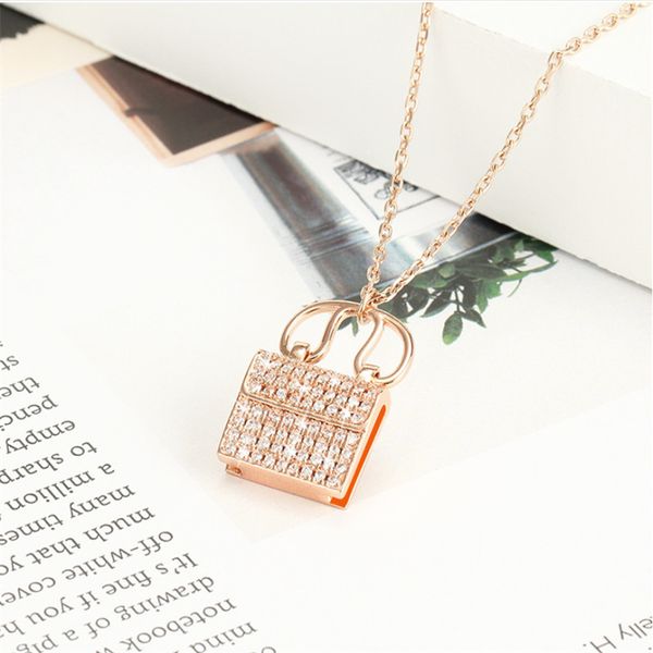 rose gold chain for women handbag necklace h luxury designer jewelry charms silver engagement wedding gifts diamond pendant necklaces locket 
rose gold chain for women handbag necklace h luxury designer jewelry charms silver engagement wedding gifts diamond pendant necklaces locket